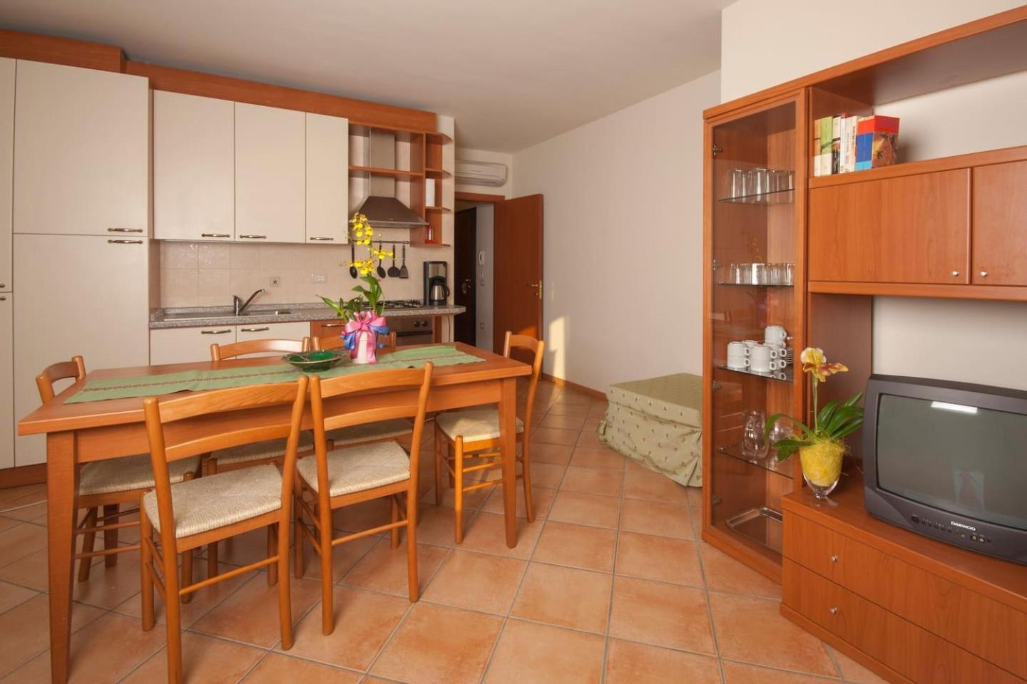 Appartamenti Baia Azzurra 6. Torbole Sul Garda Εξωτερικό φωτογραφία